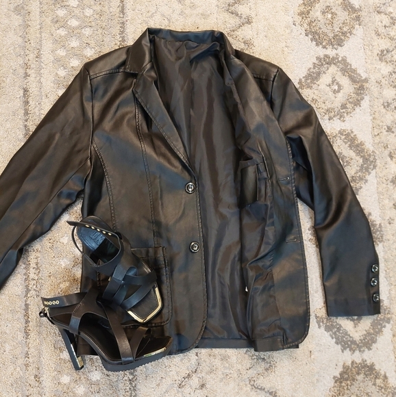 Vegan Leather Black Blazer Jacket Sz M Unisex Slim Fit - Picture 5 of 6